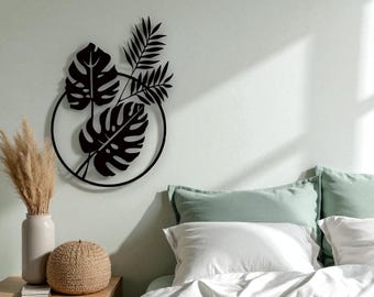 Arte mural de metal con hojas de palma: Escultura de silueta tropical