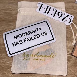 The 1975 公式　ステッカー　バッジ The 1975 stickers - Etsy 日本