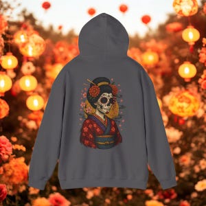 Day of the Dead Maiko Hoodie - Japanese Geisha Sugar Skull Design, Día de los Muertos Aesthetic, Unique Gothic Festival Clothing