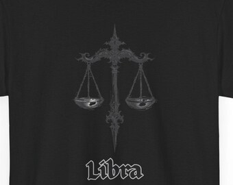 T-shirt met sterrenbeeld Weegschaal, illustratie van de Weegschaal, gotisch t-shirt met artistieke tekening van de Weegschaal, verjaardagscadeau voor een kind dat een relatie heeft met de Weegschaal.
