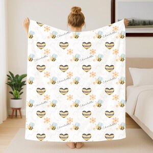 Personalized Custom Blanket, Baby Girl Blanket, Name Blanket, Girl Blanket Gift, Baby Blanket with bees, Kids Blanket, Personalized Gift