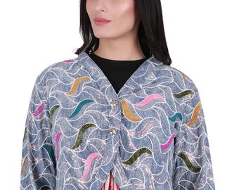 Chaqueta kimono bohemia con mangas acampanadas y estampado tie-dye: cárdigan bordado para festivales
