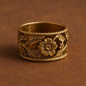 Botanical Brass Flower Ring: Nature Inspired Boho Jewelry