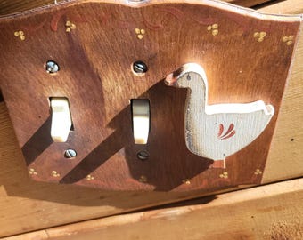 VTG Wooden Goose Light Switch & Outlet Cover Hand Painted Farmhouse Cottagecore