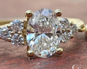 2 CT Oval Cut Lab gewachsen Diamant Verlobungsring Set, 14K Massivgold Ring Set, Cluster Ring mit gebogenem Ehering Jubiläumsgeschenk für sie