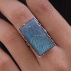 Natural Labradorite Ring , 925 Sterling Silver Ring , Gemstone Ring , Handmade Ring , Hippie Ring , Women Jewellery , Birthday Gift For Her