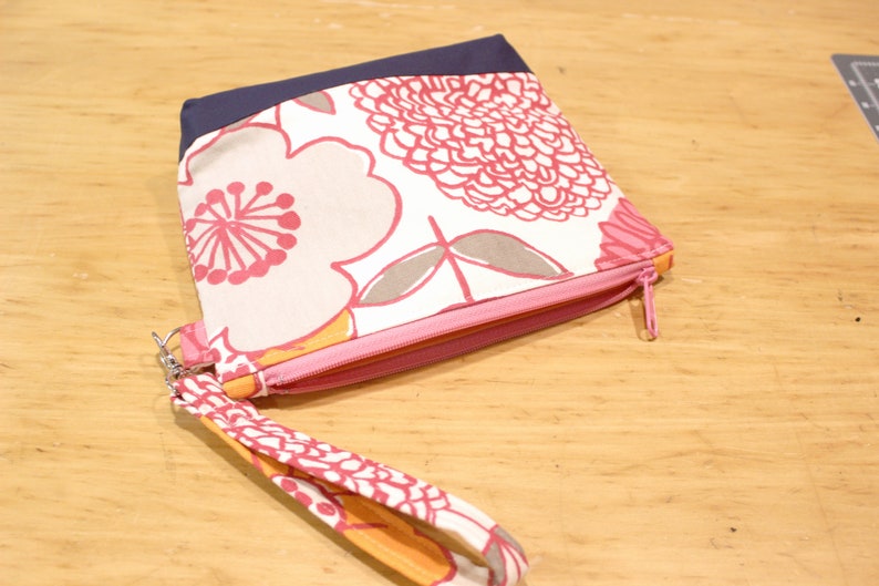 Botanical print zippered wristlet wallet pouch pink, navy, orange image 7