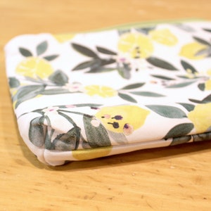 Botanical print zippered wristlet wallet pouch lemon and leaves image 2