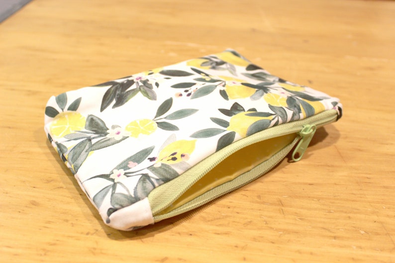 Botanical print zippered wristlet wallet pouch lemon and leaves image 7