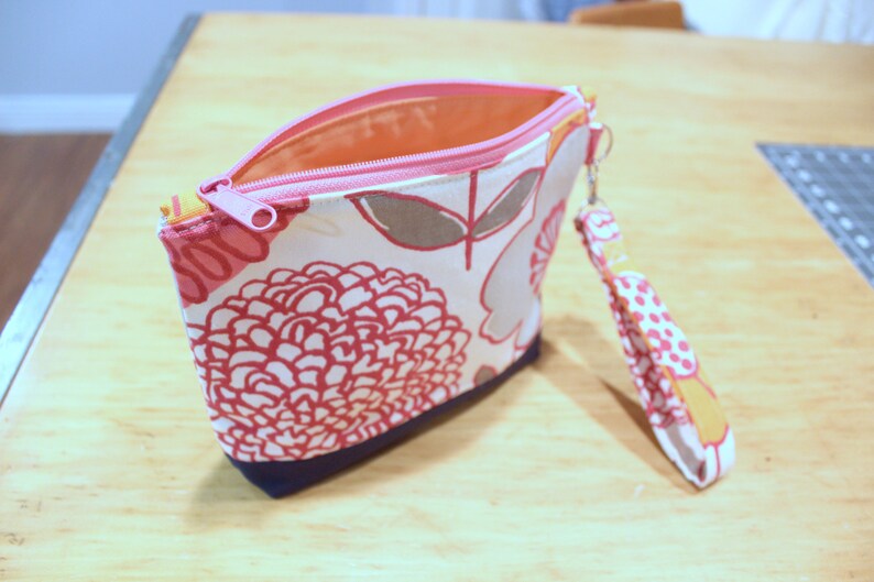 Botanical print zippered wristlet wallet pouch pink, navy, orange image 2