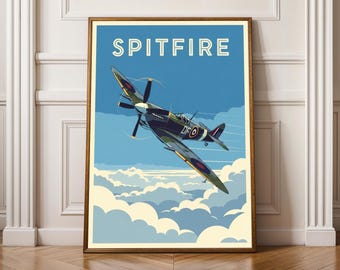 Puede incluir: Un póster enmarcado con una ilustración vintage de un avión Spitfire en vuelo. La obra de arte muestra el avión contra un cielo azul con nubes estilizadas. La palabra "SPITFIRE" se muestra en la parte superior en letras blancas.