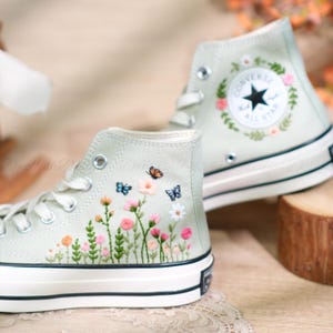 Custom Embroidered Daisy Converse Sneakers: Floral Butterfly Design