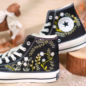Custom Embroidered Daisy Converse Sneakers: Floral Butterfly Design