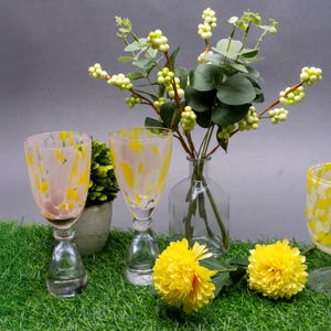 Set of two Patterned champagne glasses