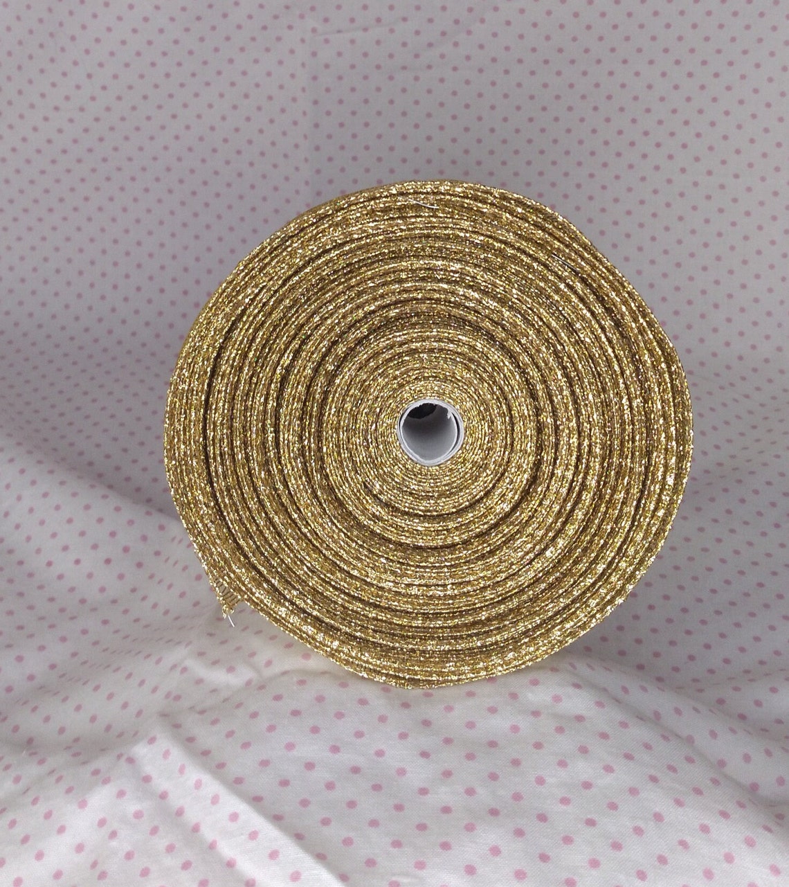 Wired Jumbo Ribbon Gold Metallic Brand New 2 1/2in by 75ft (6.3cm by 22 ...