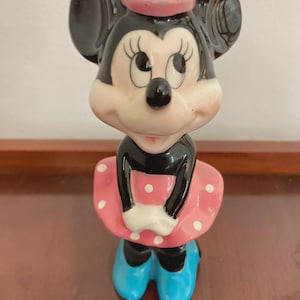 Vintage Minnie Mouse Figurine – 1980s Disney Collectible Japan Stamp – Pink Polka Dot Dress Ceramic Figure – Nursery or Shelf Display Rare