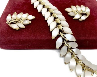 Kramer White Thermoset Lucite Bracelet and Earrings, Vintage Mid-Century Designer Jewelry