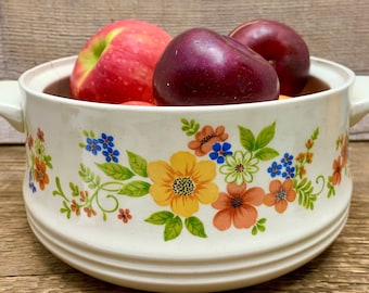 Stoneware Casserole Dish, Vintage Sweet Flowers Bake Serve 'n Store, JMP Ceramic Serving Bowl, Centerpiece