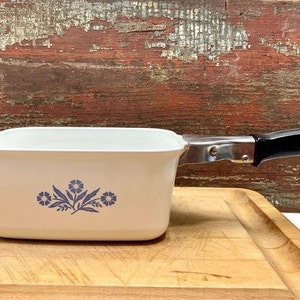 Corning Ware Rectangular Casserole with Detachable Handle No Lid, Vintage 1.5 Quart Blue Cornflower P-4
