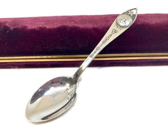 Sterling Silver Virginia Souvenir Spoon with State Seal, Vintage Collectible Spoon