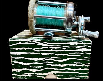 fishing boat rod holders Fast Retrieve Pole Storage Product Type_Circle Hooks Inside The Top $200 Spinning Reels Model:500 - 5.6:1 it can handle heavy