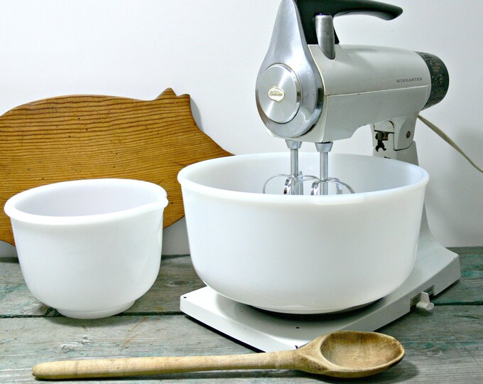 Vintage Sunbeam Mixmaster 12 Speed Glasbake Bowls Etsy
