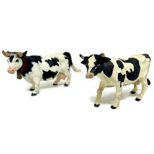 Plastic Cow Figurines, Vintage 1988 Safari Ltd. Black & White Heifer Holsteins, Educational Play Toy for Kids, Miniature Farm Animals,