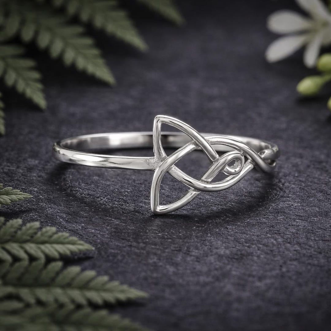 Celtic Knot Ring Sterling Silver | Triquetra Ring | Celtic Trinity Knot ...