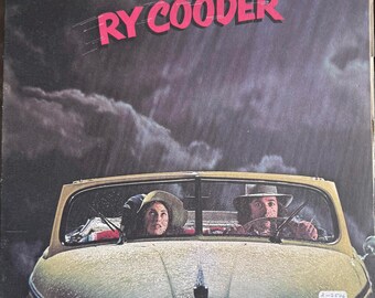 Álbum de vinilo desplegable "Into The Purple Valley" de RY COODER, año 1971. En excelente estado.