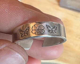 Butterflies and Flower Stamped Adjustable Sterling Silver 5mm Ring