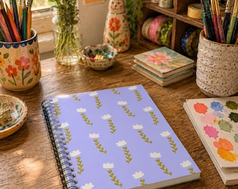 Cuaderno espiral/diario rayado con estampado floral blanco y lavanda