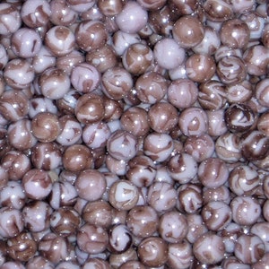 100 Champion Marbles, Brown on Purple Swirls