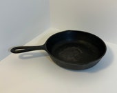 Vintage cast iron skillet. 7- 1 2 inch marked 5 Found with marked wagner skillets for 1890-1920. Retro cooking. Sold as is.