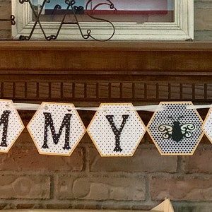 Mommy to BEE Banner