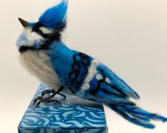 Blue Jay needle felted. Felted animals. Custom animals felting.