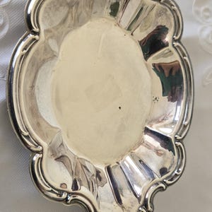 Ornate Silver Plated Serving Dish – Scalloped Rim & Baroque Scrollwork