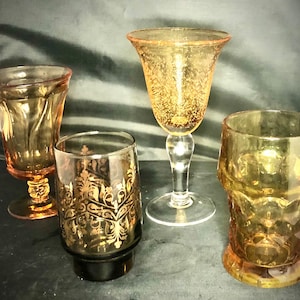 Gemengde partij van 4 Vintage MCM Amber Brown Glazen Bekers & Tumblers