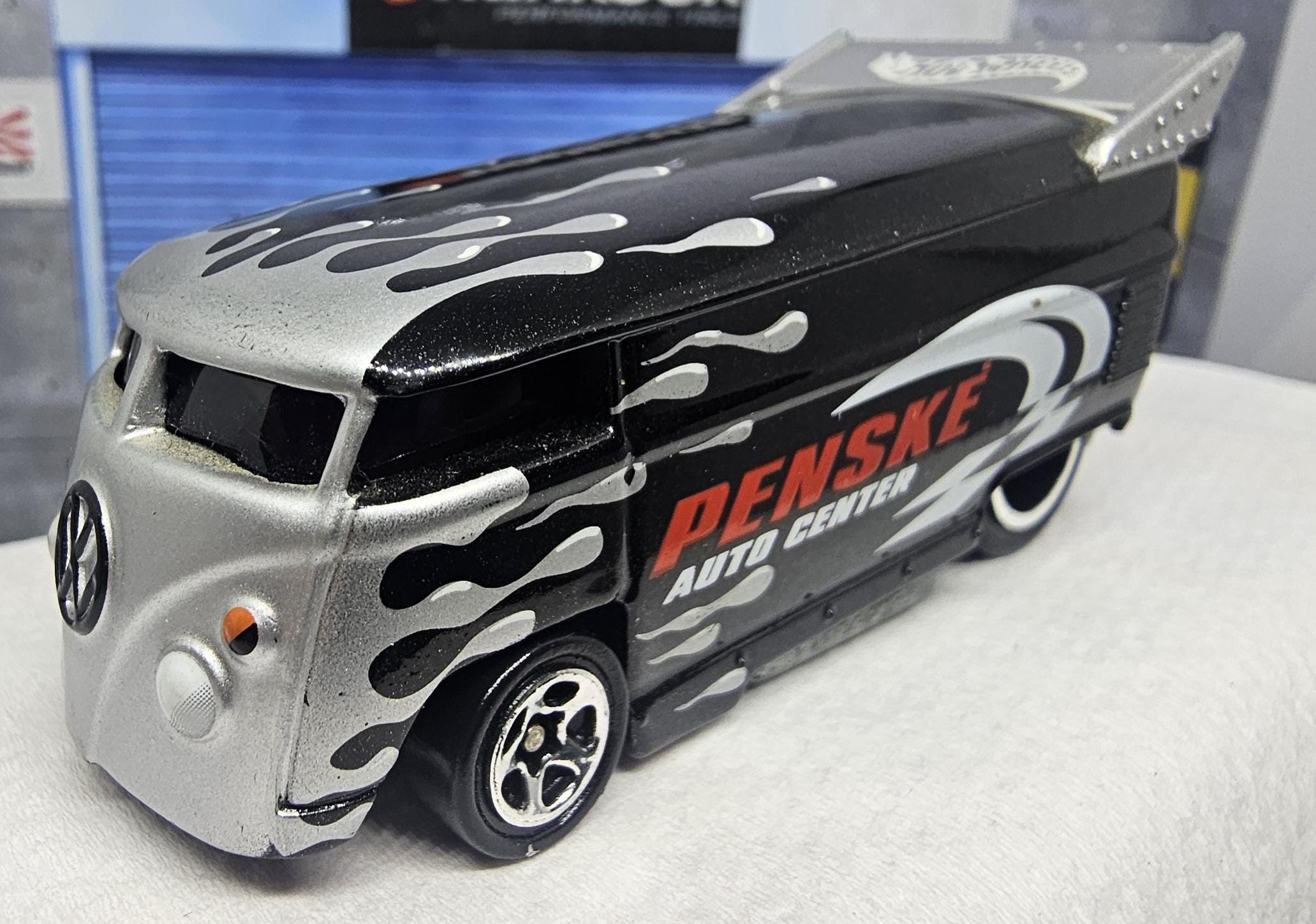 ミニカー HOT ROD CUSTOM 2008 MOONEYES DRAG BUS ミニカー HOT ROD