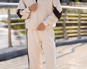Zweifarbiges Loungewear-Set: Baumwoll-Oversized-Zip-Hoodie und Jogger, Trainingsanzug