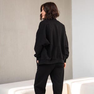 ✨Fabric - Peyne (3-thread loop)
90% Cotton, 10% Polyester
Does not pill, does not fade

📏Sizes: S, M, L, XL (please refer to the last photo for detailed measurements)

Set includes: Hoodie and Joggers

Step into ultimate comfort and style with this versatile women's tracksuit. This isn't just a set for lounging; it's a chic streetwear women set that's perfect for your everyday adventures.