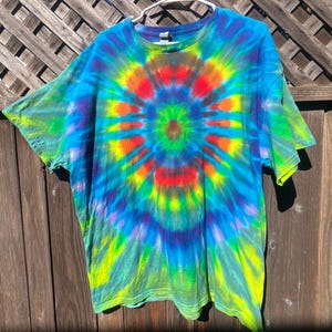Tie-Dye T-Shirt! Size XL