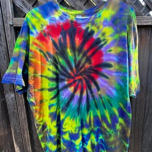 Wild Tie-Dye T-Shirt! Size XL