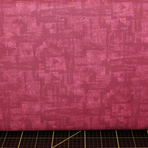 Windham Fabrics. Spectrum. Vintage Red