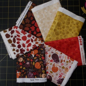 A Winter&#39;s Nap Fat Quarter Bundle - 7 Piece Lewis & Irene Fall Themed Animal FQ Bundle - 100% cotton woven