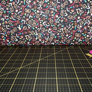 QT Fabrics. Double Feature. Candy Toss Black