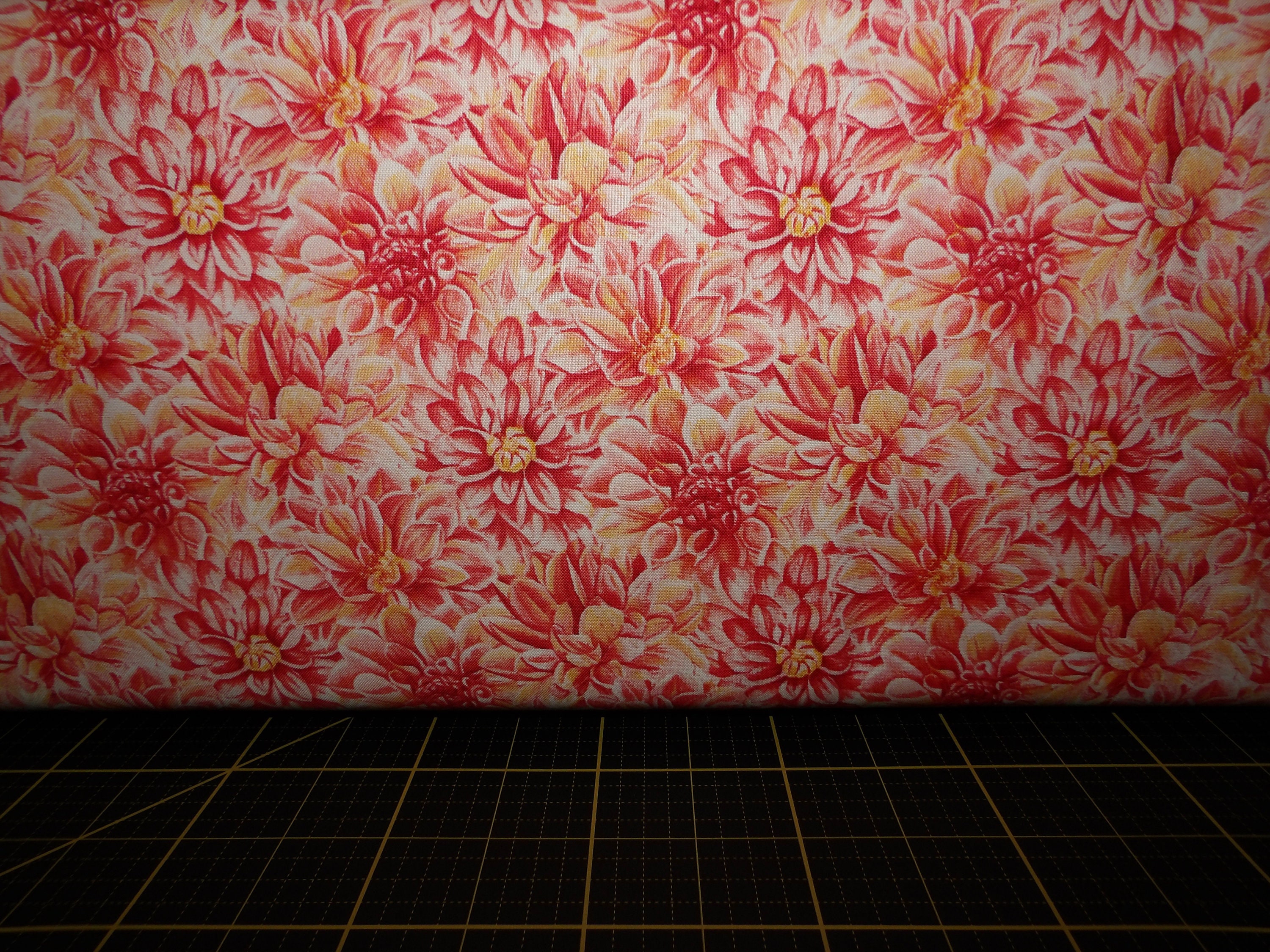 Northcott. Morning Blossom. Dahlia Toss Coral