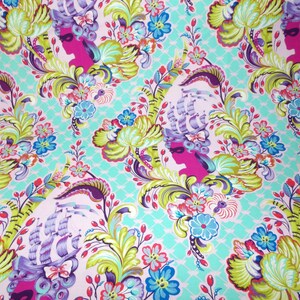 Free Spirit. Tula Pink. Parisville. Cameo Sorbet