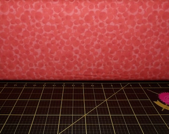 Lewis & Irene. Hommels. Polynesisch koraal - nieuwe kleur voor 2023