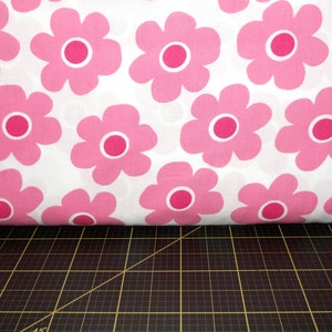 Robert Kaufman. Remix Floral Pink 108 inches wide - Wideback / Quiltbacking Fabric