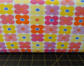 Robert Kaufman. Remix Flowers Sorbet Rundstrick, 2-Wege-Stretch, 58/60 Zoll